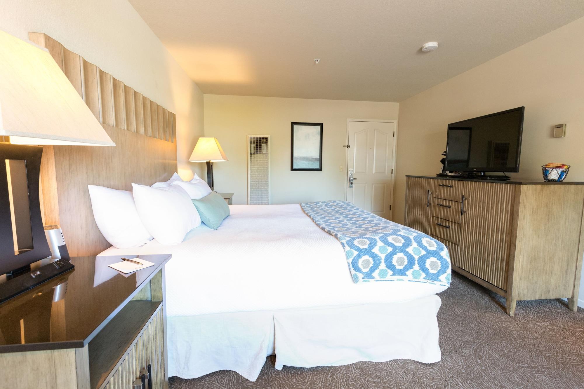 Cambria Landing Inn And Suites Exteriör bild